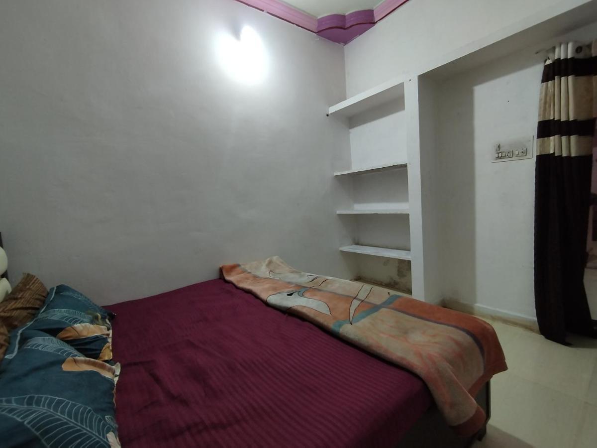 Kalpeshwar Homestay Ujjain Eksteriør billede
